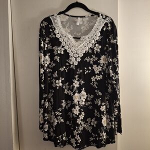 Cathy Women's Floral Lace Trim Black Top